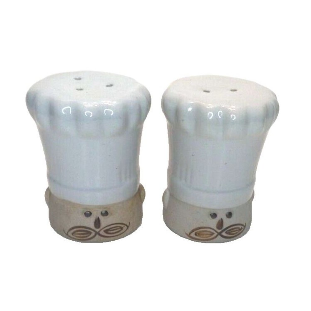 Range Top Retro Chef Stoneware Salt and Pepper Shakers Set Hand Painted Stoppers